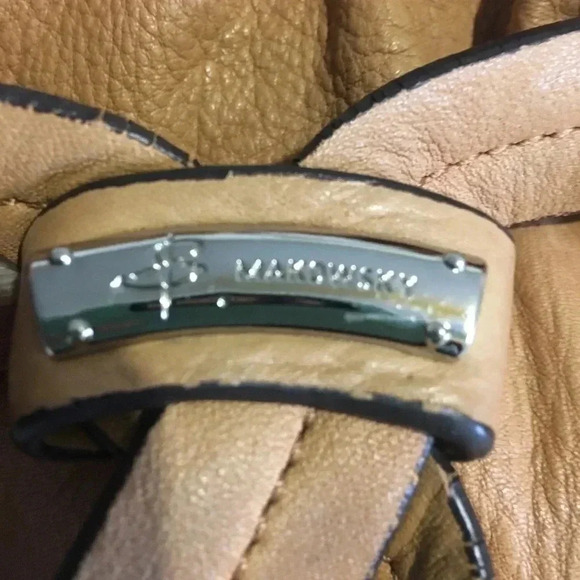 B. Makowsky Brown leather hobo handbag - Picture 5 of 8